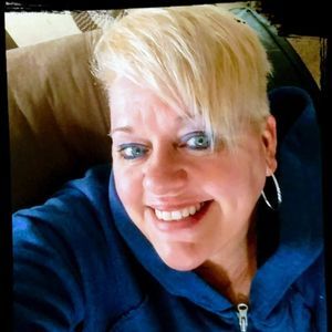 Meet your Posher, Jeana